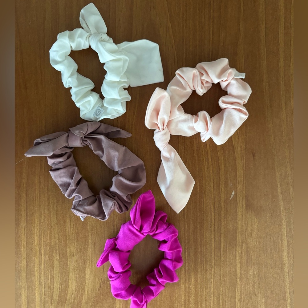 4 Lululemon Scrunchies